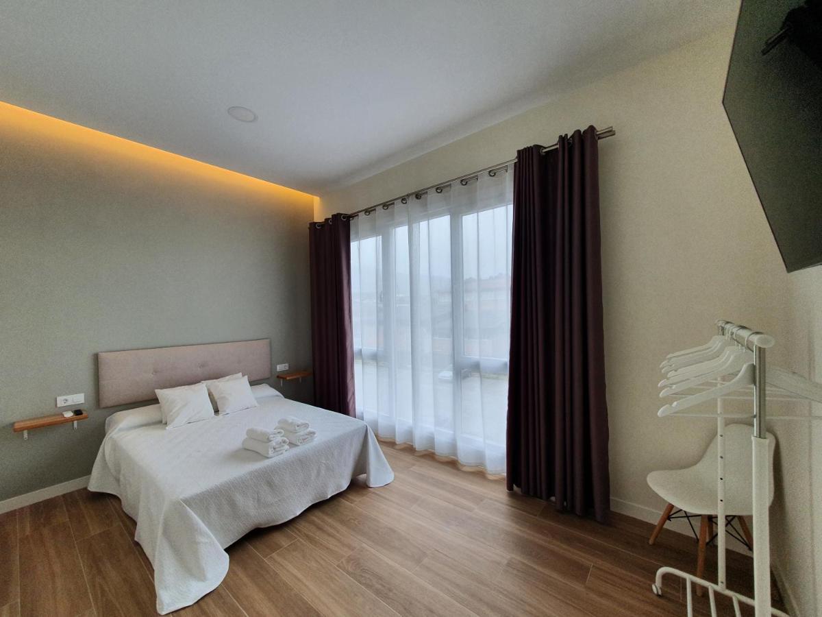 Redondela Apartments - Bedroom, Bathroom & Kitchen Kültér fotó